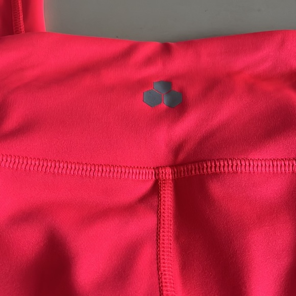 NWT Hot Pink Capri Legging 3x Hi Rise Stretch Pockets Athletic Workout Pants - Picture 9 of 10